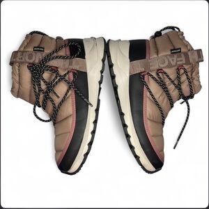 The North Face Women’s ThermoBall High Top Lace Up Waterproof Boots - Size 9